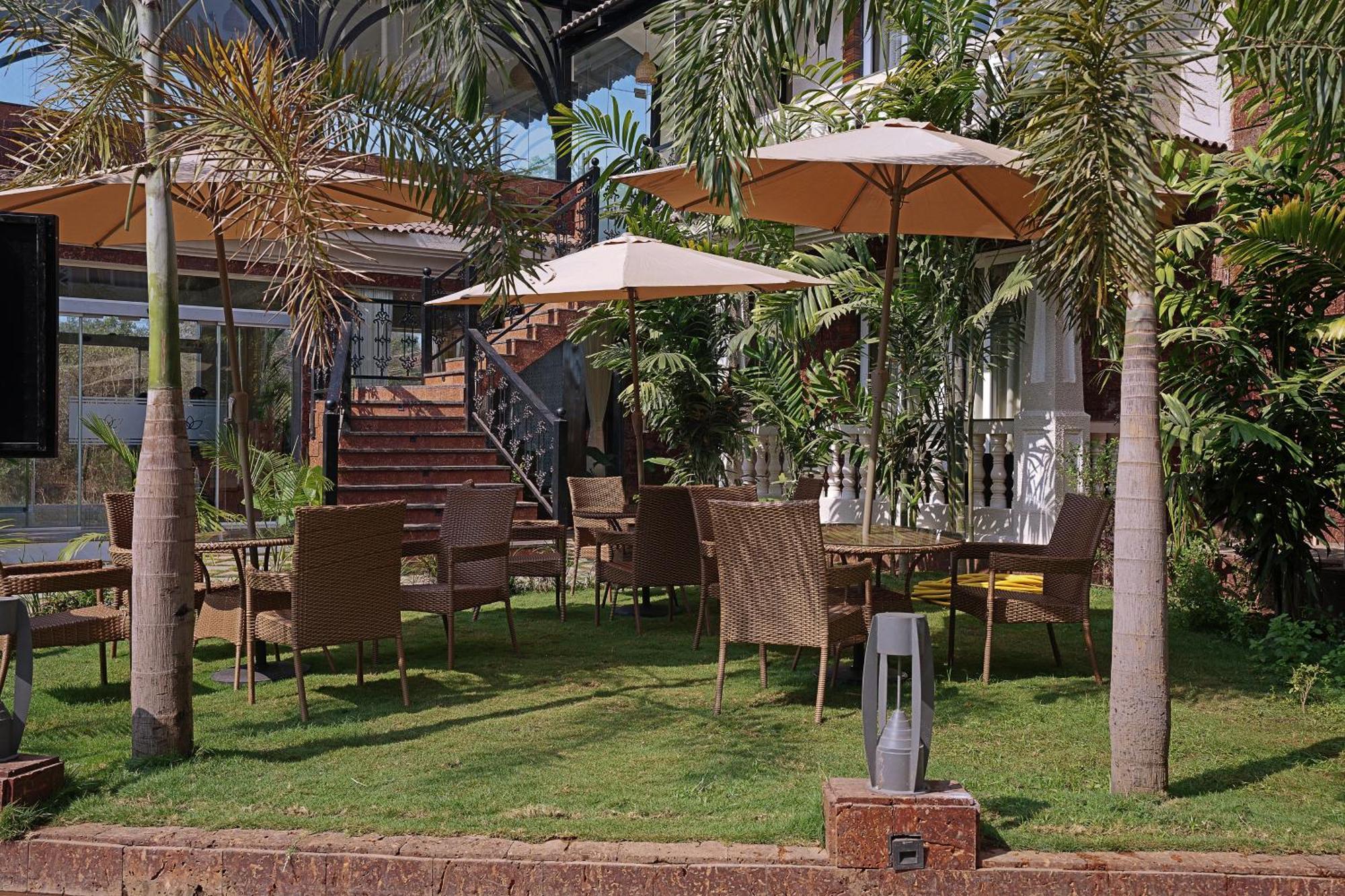 Grand Continent Anjuna A Sarovar Portico Affiliate Hotel Near Anjuna And Vagator Beach Exteriör bild